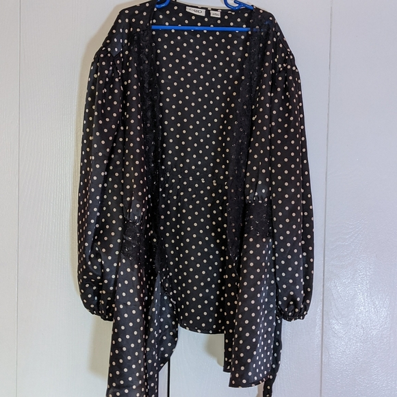 Cato wrap blouse polka dot xl lace trim - Picture 5 of 6